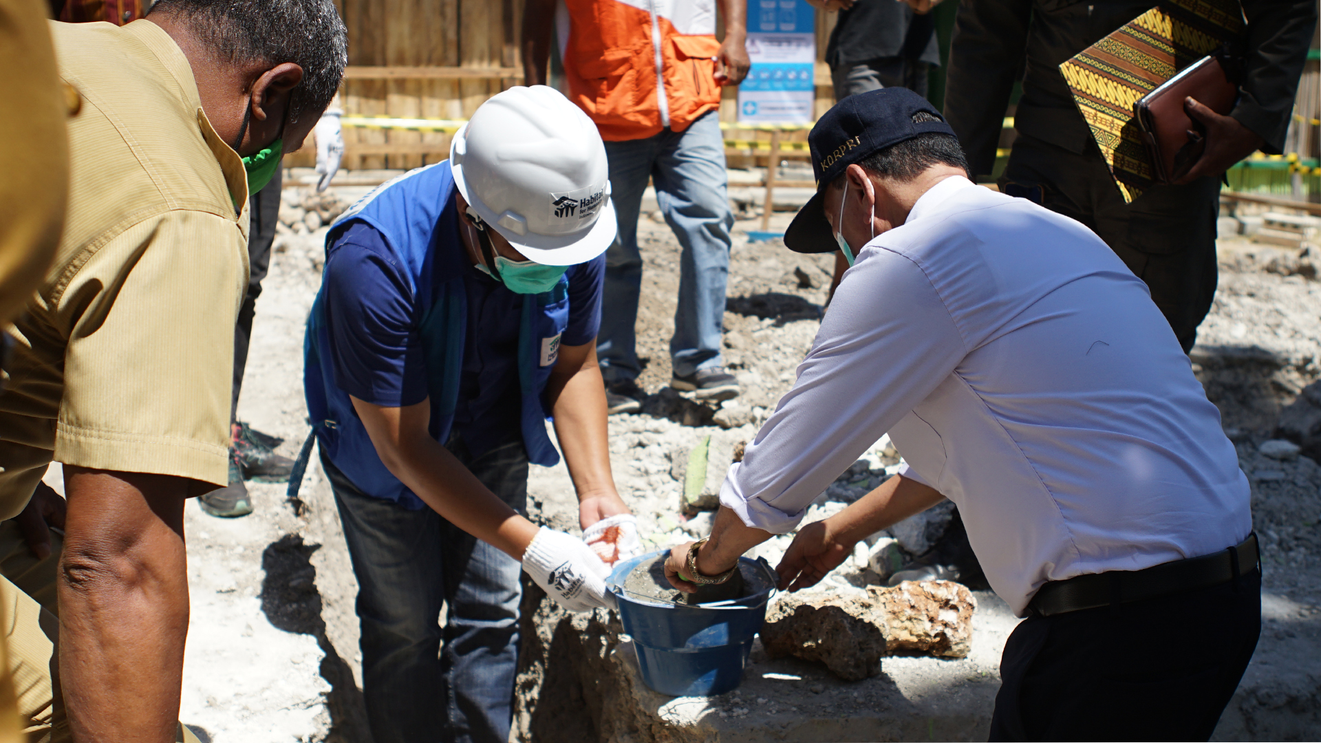 Ground Breaking Program “NTT adalah Kita”