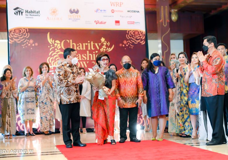 Habitat Held Charity Fashion Show to Prevent Stunting