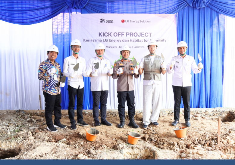 LG Groundbreaking Ceremony: 6 Houses to be Built in Wanajaya Village, Karawang.